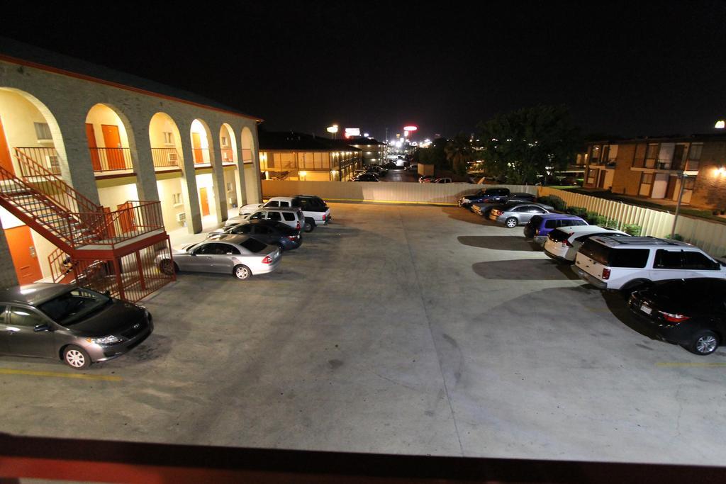 Americas Best Value Inn San Antonio/Lackland Afb Exterior foto